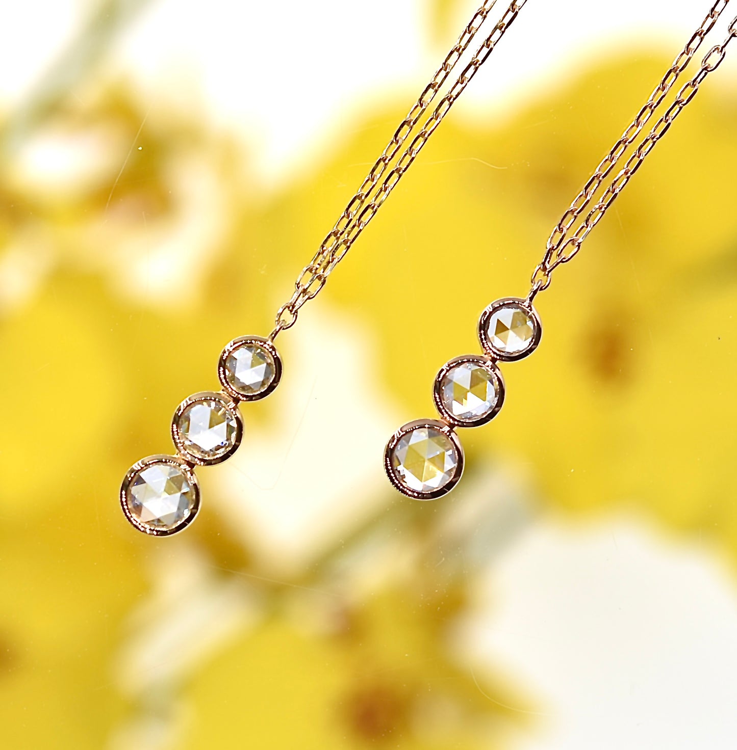 Rose-cut Diamond Pendant in Yellow Gold