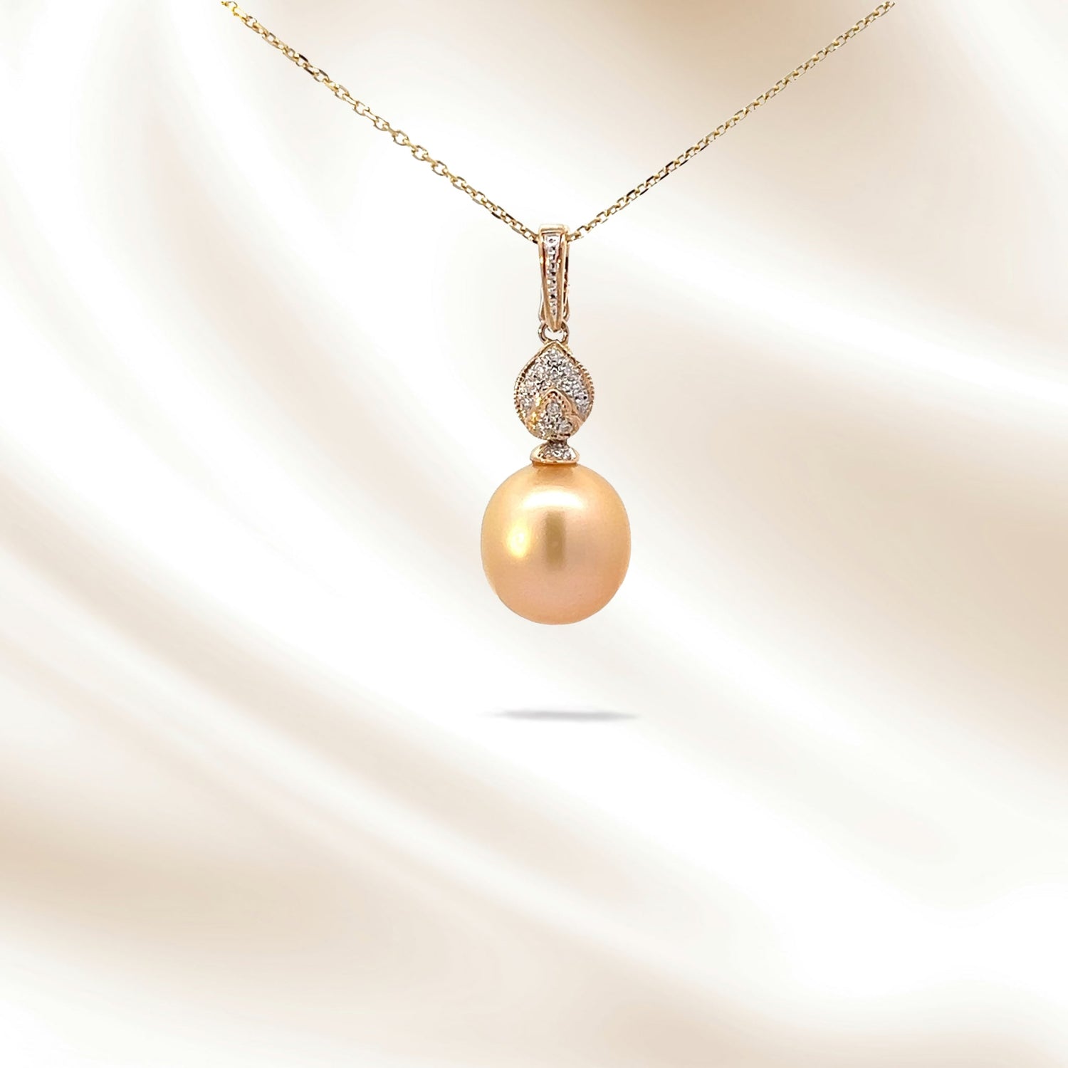 South Sea and Tahitian Pearl