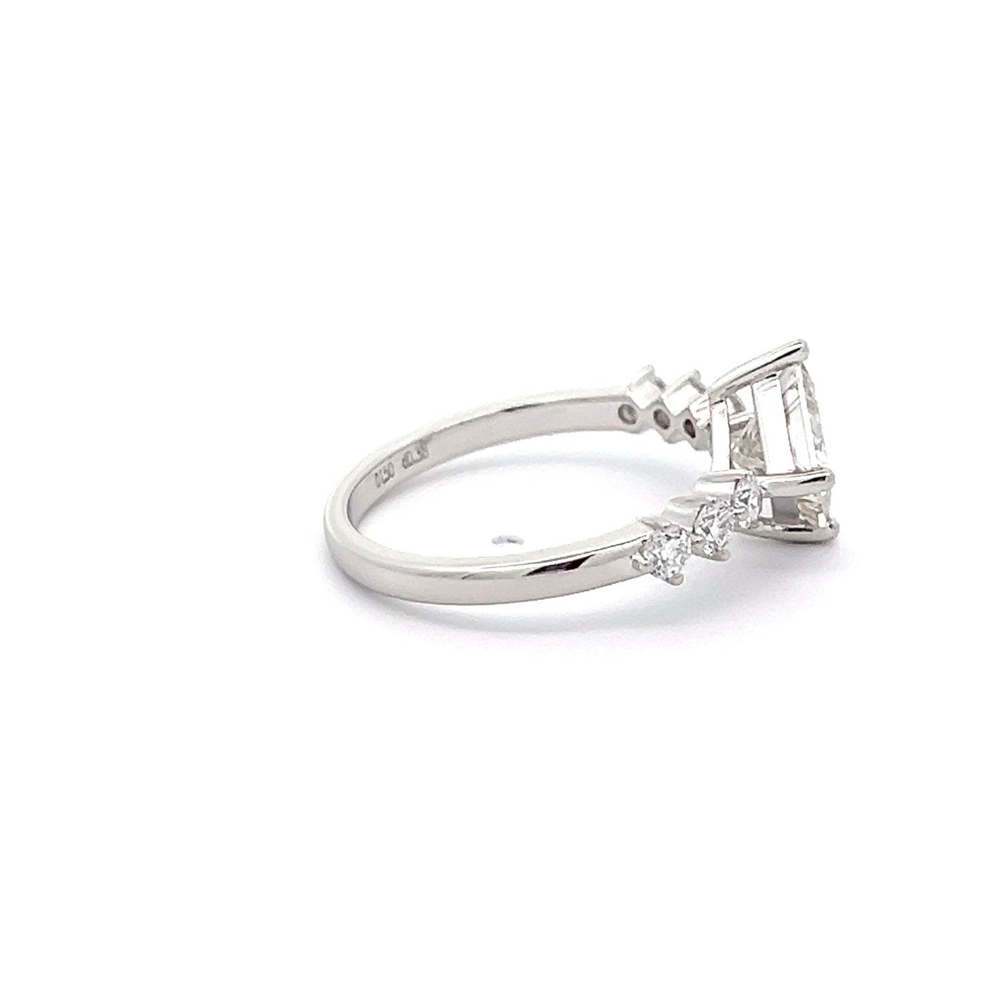 Princess cut 1.50ct Lab-grown Diamond Ring
