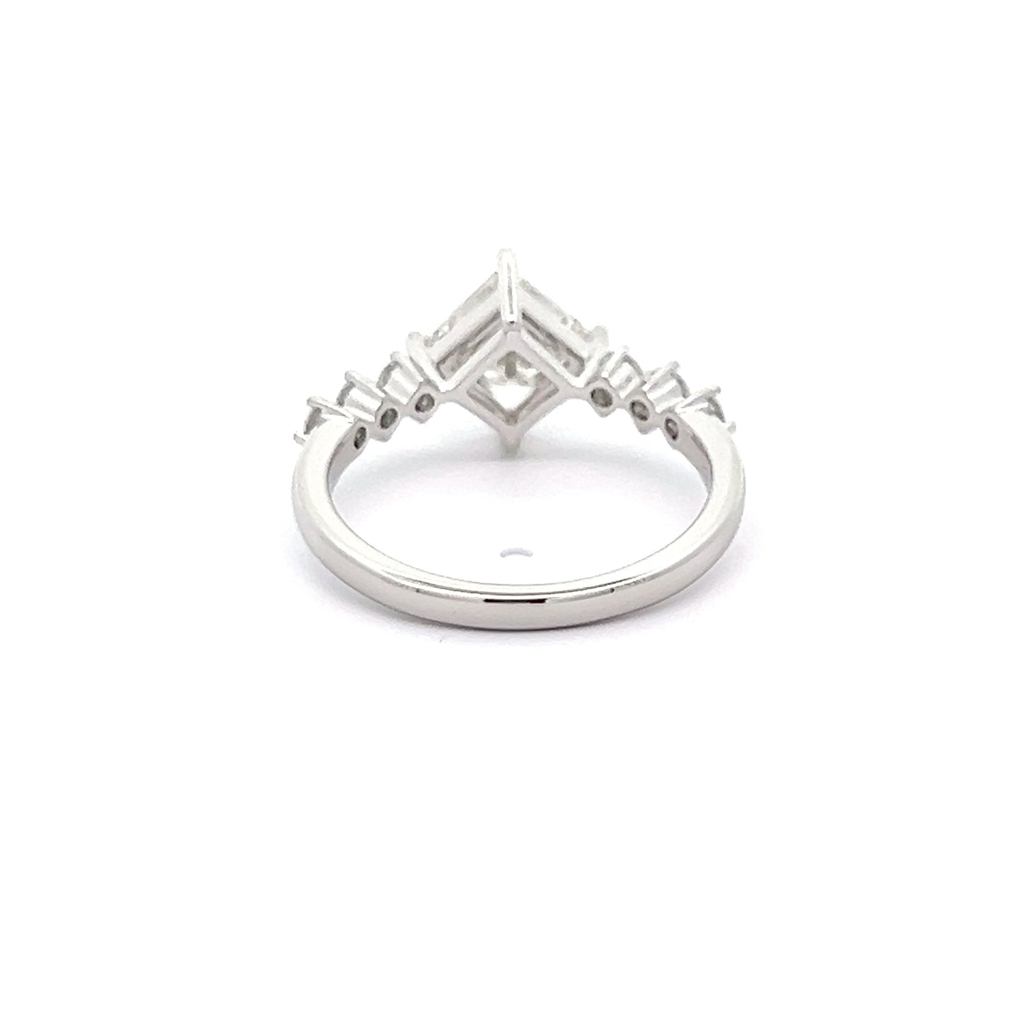 Princess cut 1.50ct Lab-grown Diamond Ring