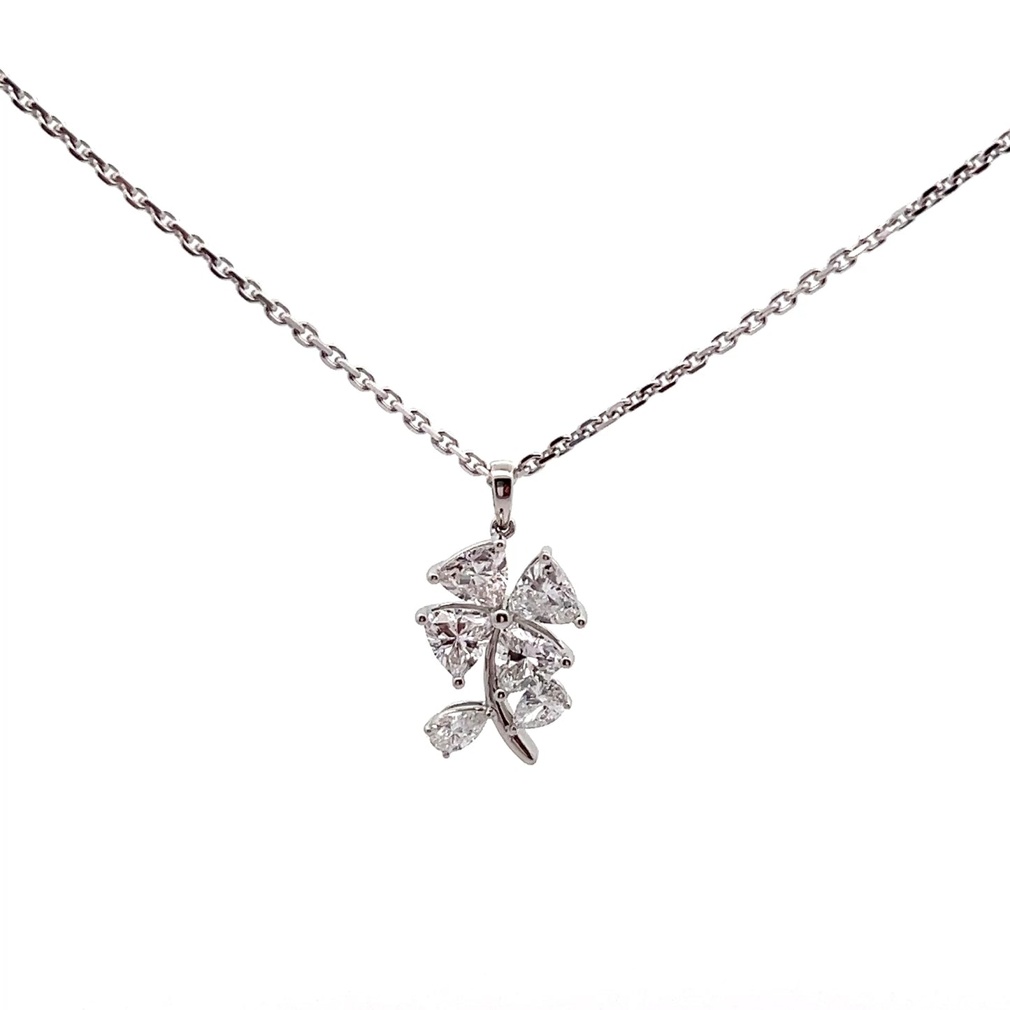 三角形切割培育鑽石鉑金花朵吊墜項鍊

