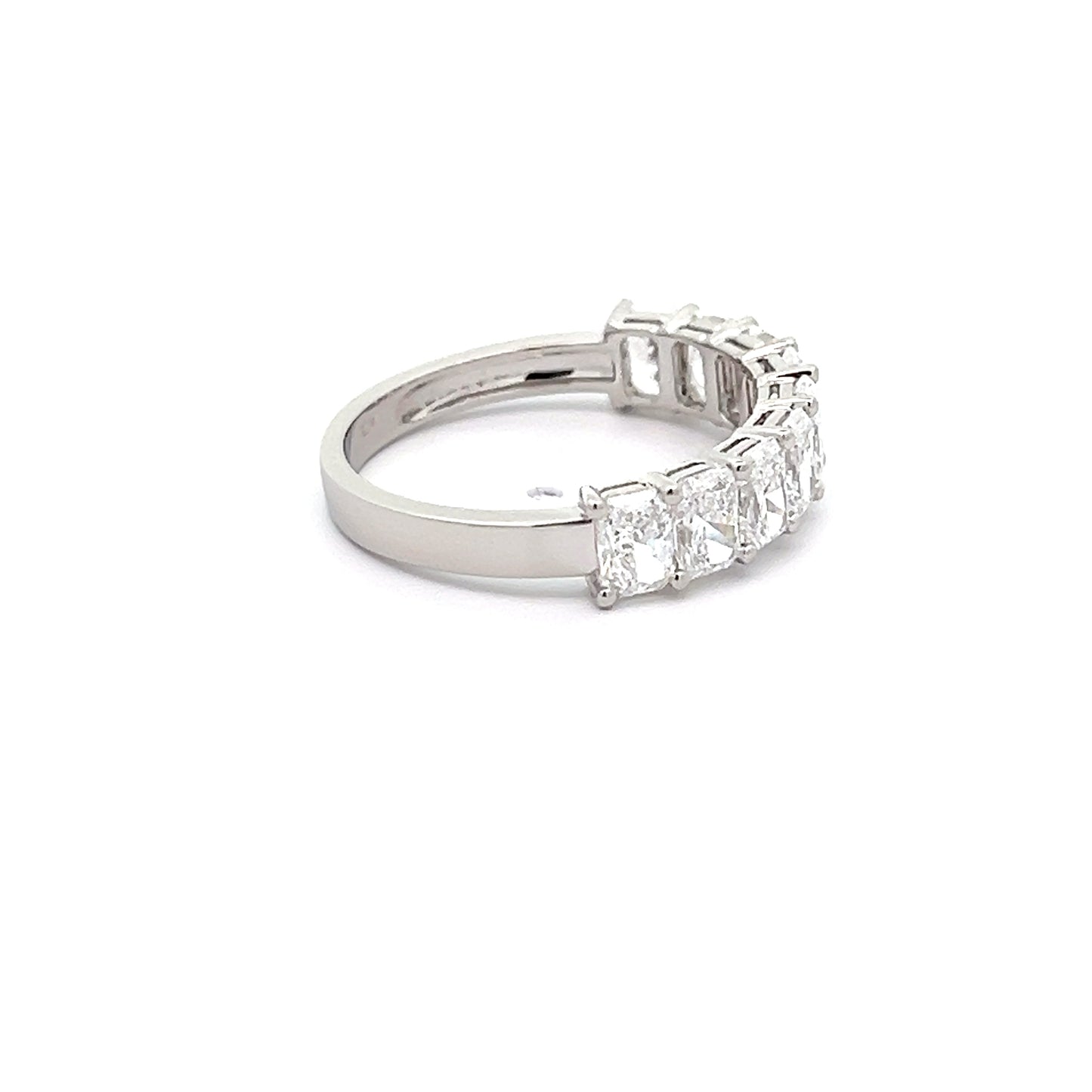 Radiant Cut Lab-grown Diamond Ring in Platinum